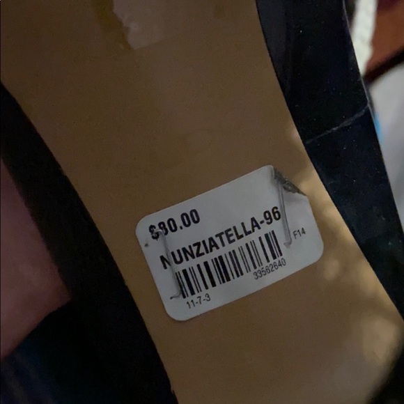 Black aldo shiny high heels (brand new) - Picture 4 of 4